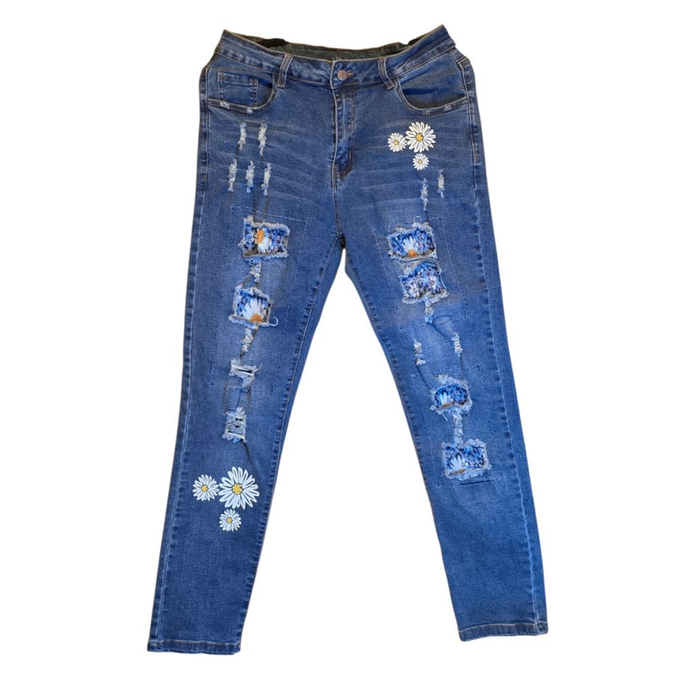 Women's Unbranded Blue Distressed Daisy Jeans Size‎ 10